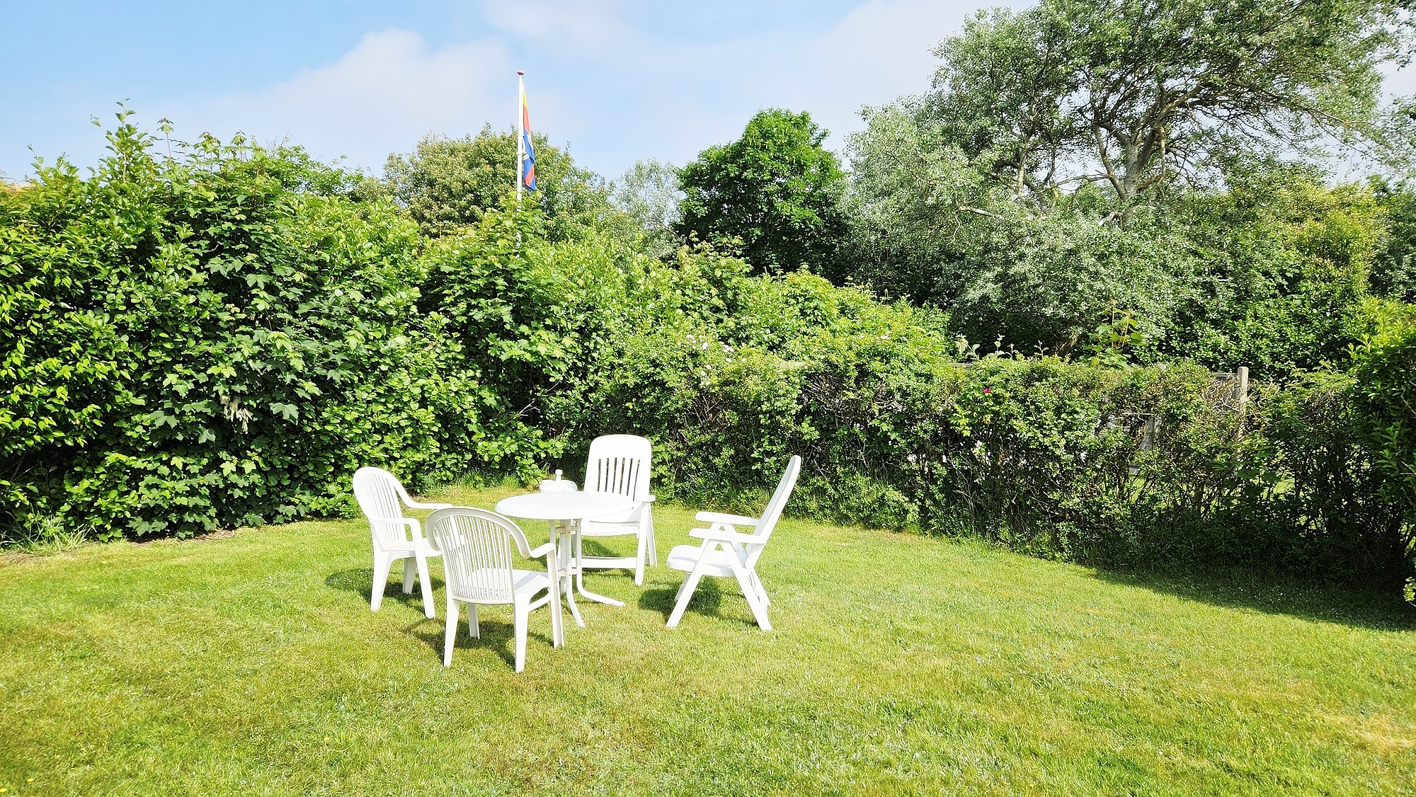 Garten mit Sitzecken